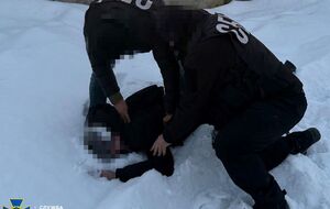 Затриманих підозрюють у зборі інформації про об'єкти військової і критичної інфраструктури України