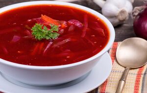 Во время отключений света лучше не готовить большой объем борща