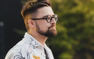 Julik: Війна триває, але життя теж триває