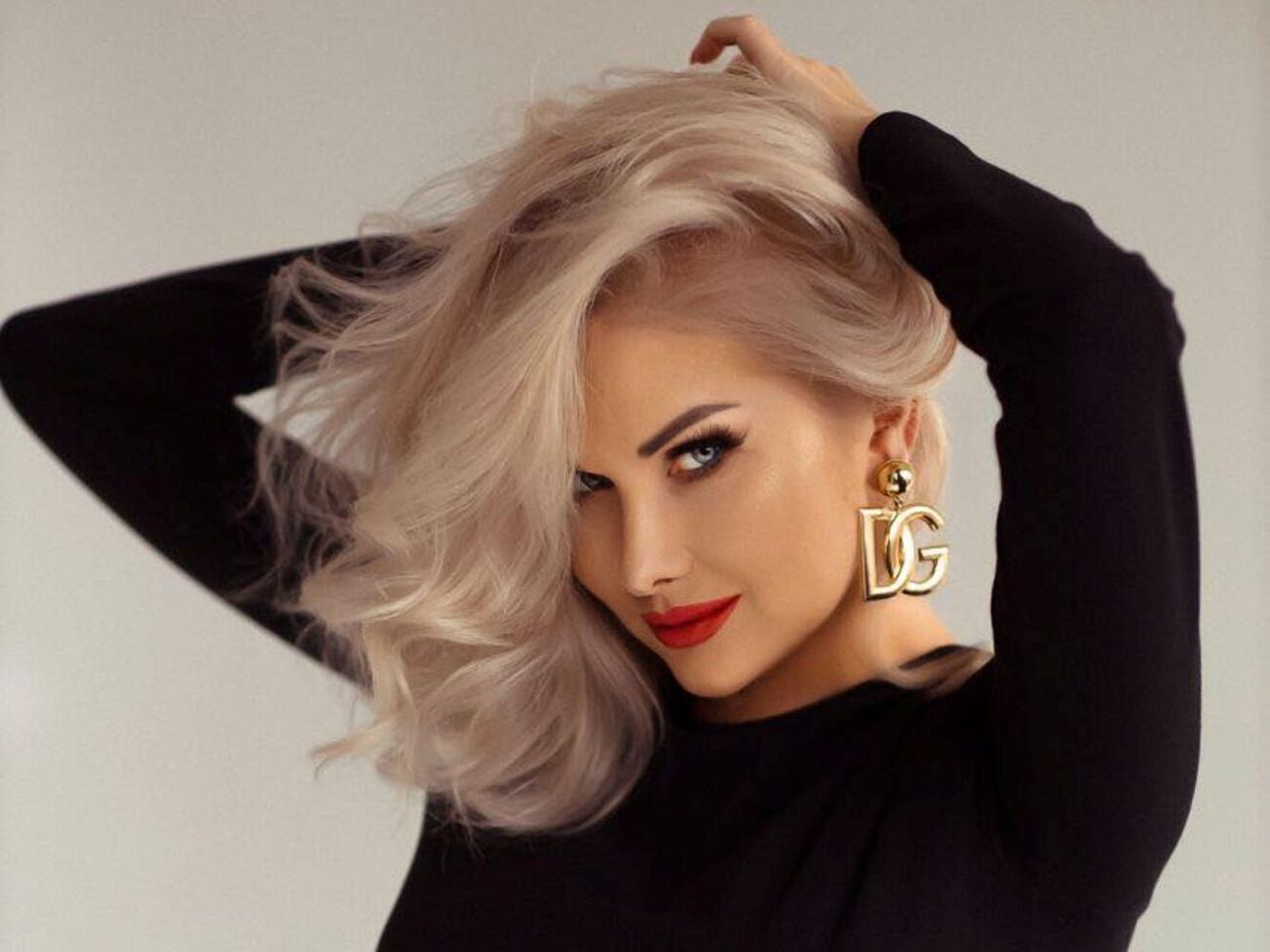 Бужинська: Для мене це – пісня про жінку. Про ту, яку люблять, але не обирають