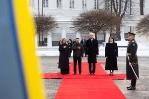 Президент України з першою леді здійснили візит у Литву