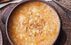 Для капусняку знадобиться два яблука