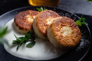 Сырники жарят до золотистой корочки