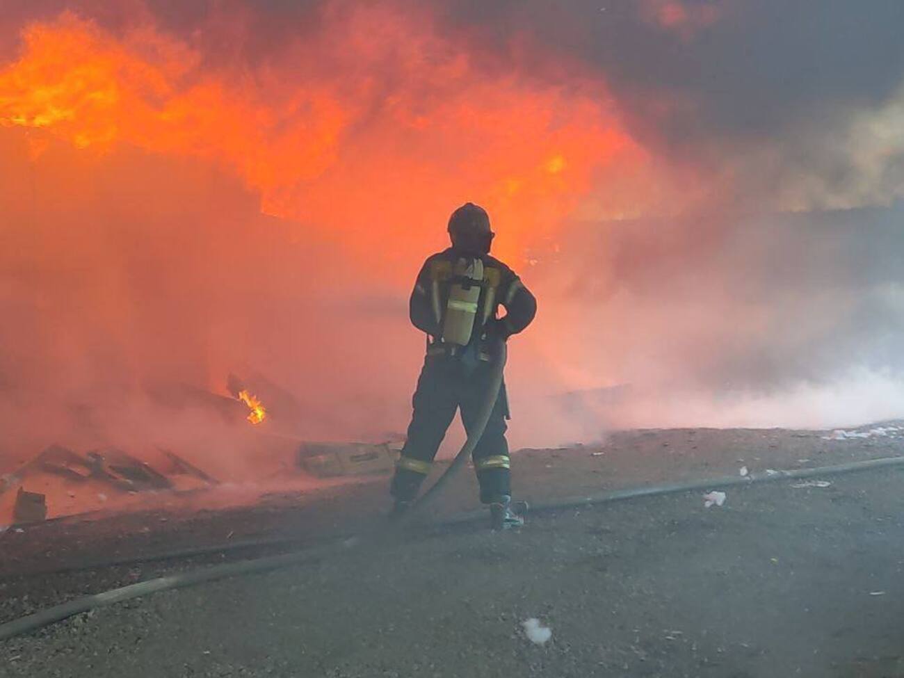 Дрони атакували Слов'янський НПЗ у РФ, там виникла пожежа