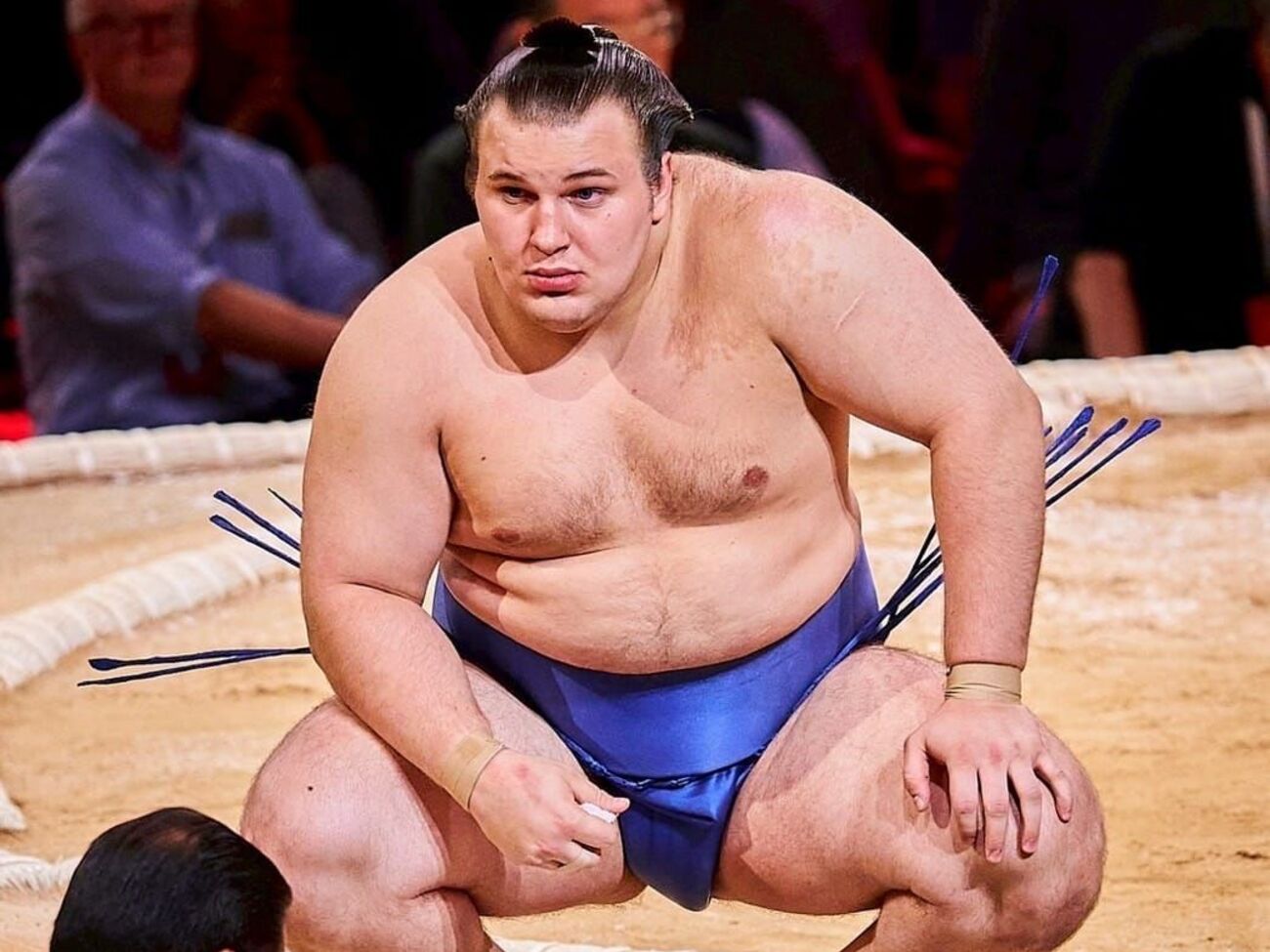 Спортсмен дебютировал в июле 2023 года