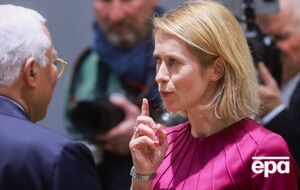 По данным Politico, отношения Каллас с фон дер Ляйен более сложные, чем с предыдущим главным дипломатом ЕС Боррелем