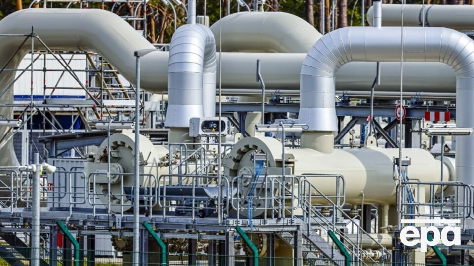 Усі 27 країн – членів Євросоюзу офіційно ухвалили постанову про поступове припинення імпорту російського газу до ЄС