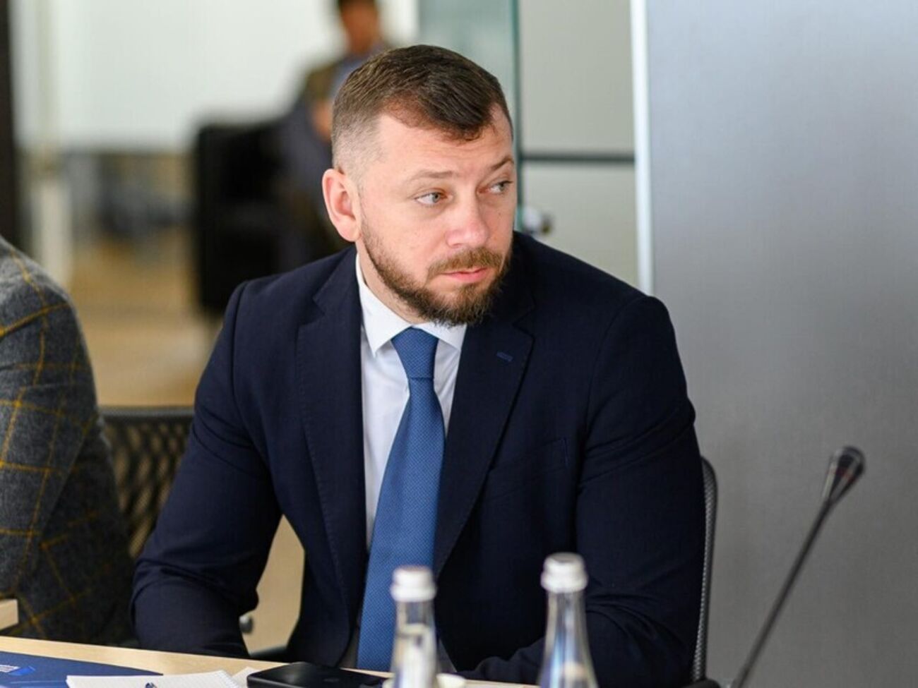 Нардепам платять за голосування, стверджує Клименко