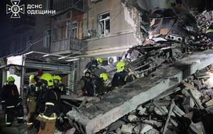 Предварительно, под завалами могут находиться три человека