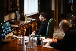 Зеленский провел селектор по ситуации в регионах