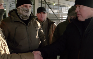 Волонтеры "Украинской команды" передали зарядные станции подразделению военной разведки