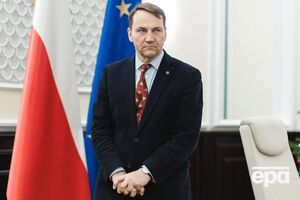 Сікорський заявив, що заробляння грошей на воєнних злочинах може зашкодити бренду американського мільярдера Маска