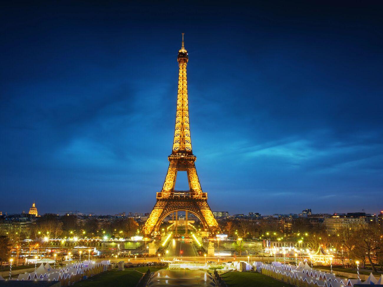 Імена жінок будуть вигравірувані в тому самому стилі, що й чоловічі