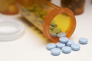 An official of the State Medicines Service reported the attempted bribery to law enforcement authorities, Ukrainian News wrote