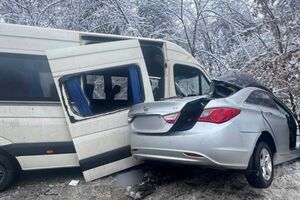 Два человека, которые были в легковушке, погибли