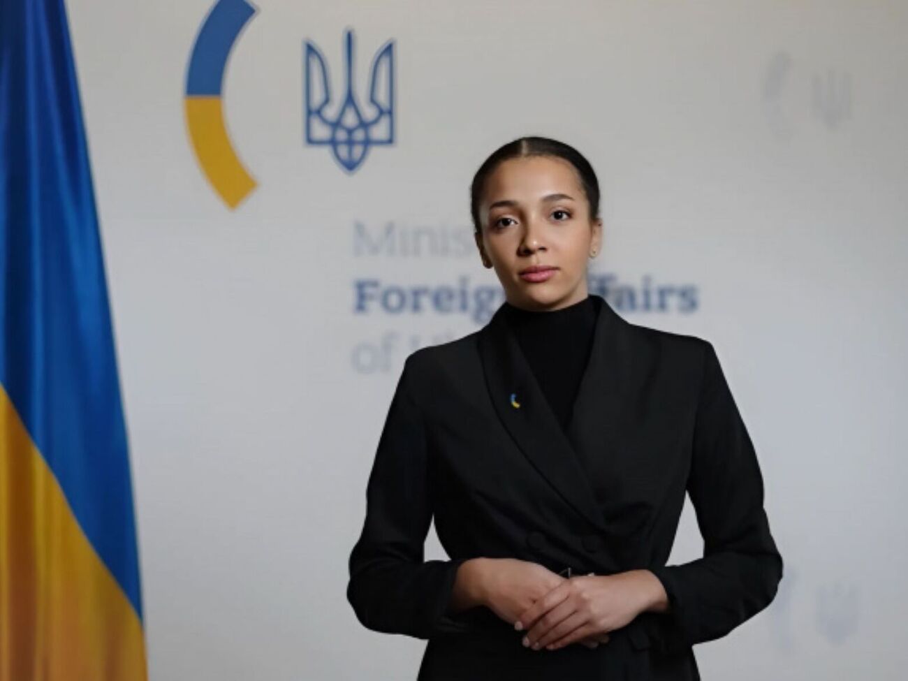 ИИ-спикер не заинтересовала медийщиков, поэтому ведомство решило от нее отказаться