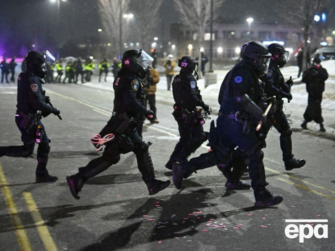 Имен стрелявших агентов официально не обнародуют