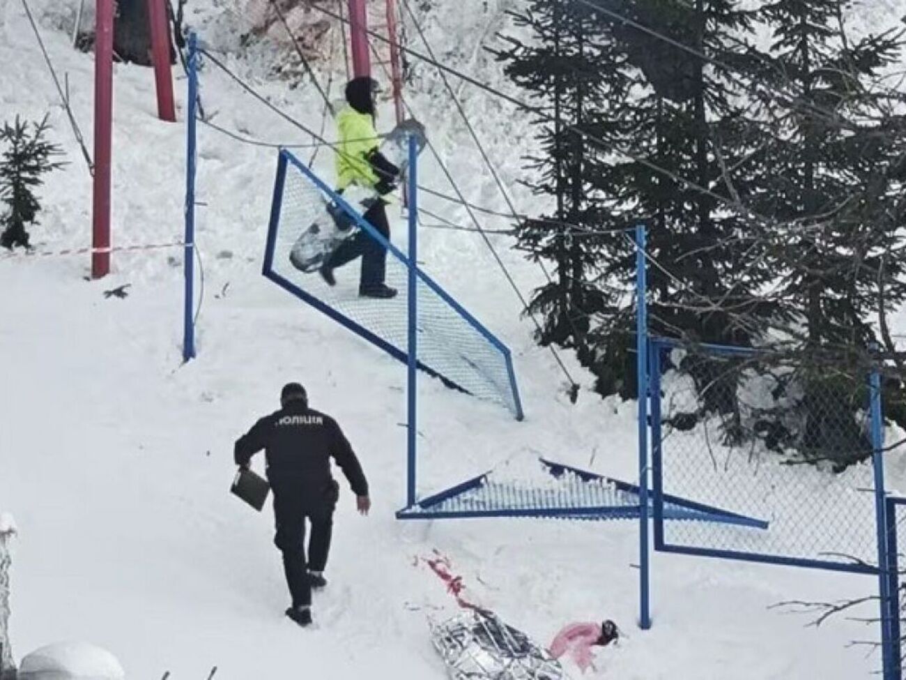 ОГП: На великій швидкості потерпіла вдарилася головою об металеве огородження й загинула на місці
