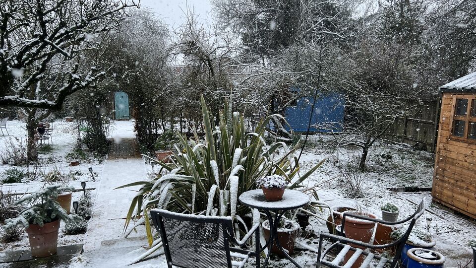 Лед растает через несколько минут