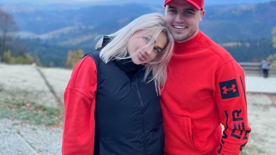 Анну Жук похоронили в Харькове. Ее муж был на церемонии прощания