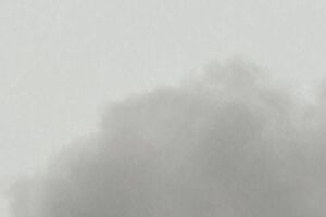 З-під завалів дістали тіло жінки похилого віку, ще троє людей поранені