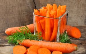 Головний інгредієнт цього салату – морква