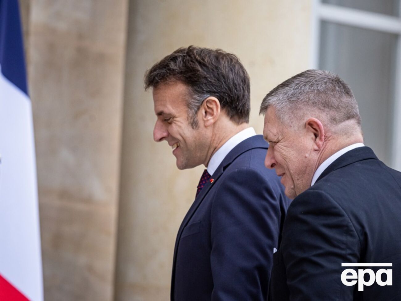 Фицо поделился с Макроном видением Словакии дальнейшего развития войны между Украиной и РФ