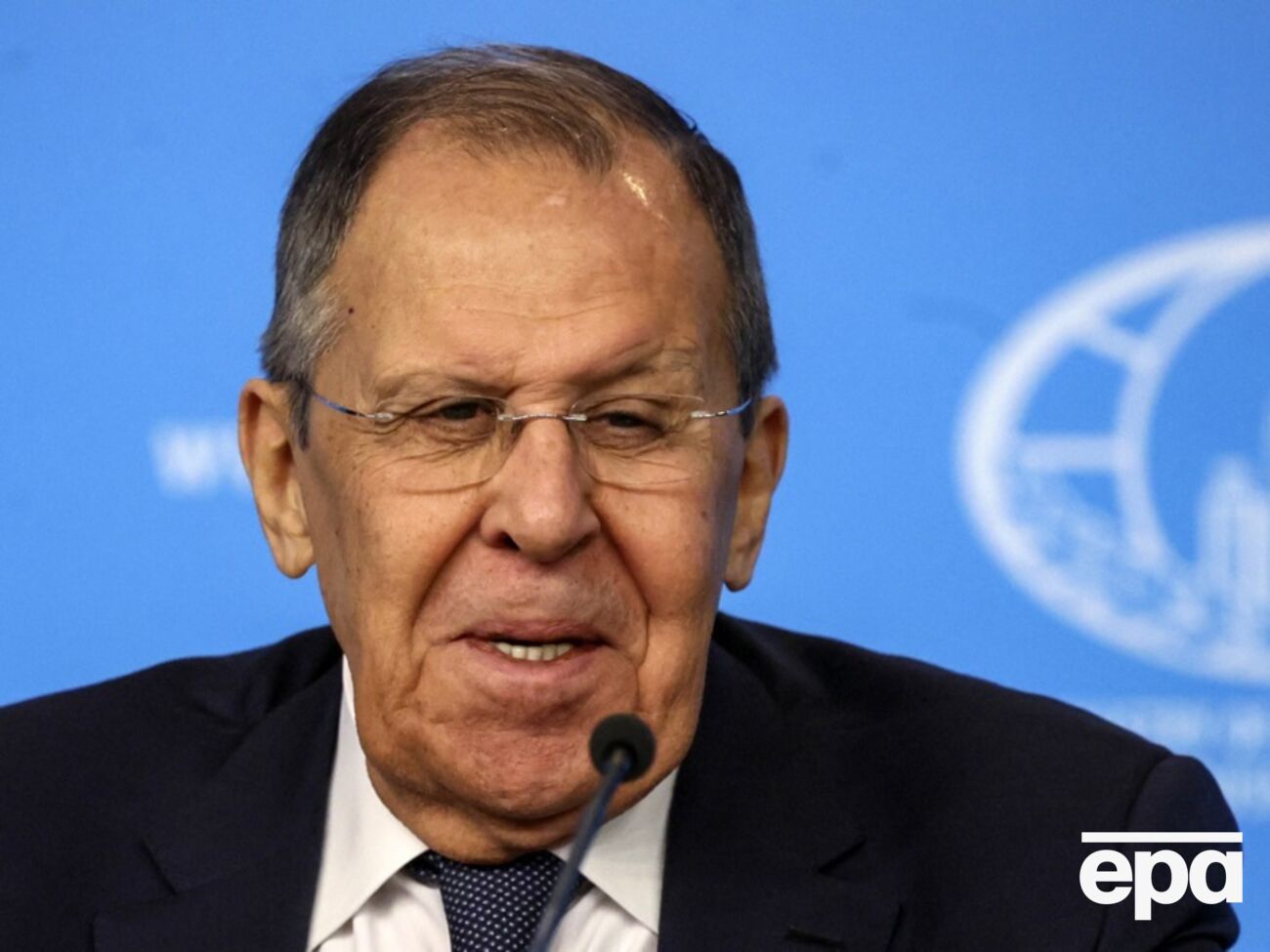 Если в ООН признают право народа Гренландии на самоопределение, то признают ли его и за населением украинского Донбасса, спросил Лавров