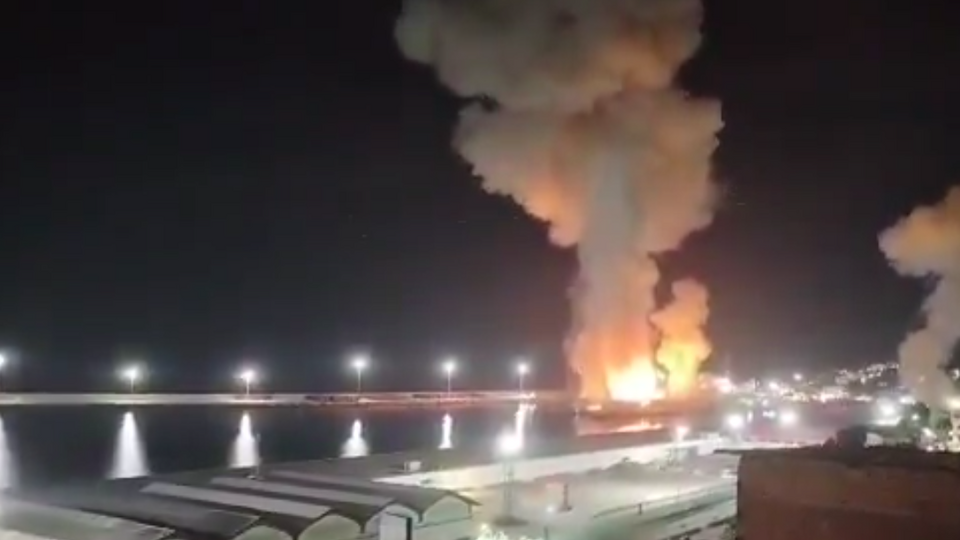 Каракас бомбардують із ночі