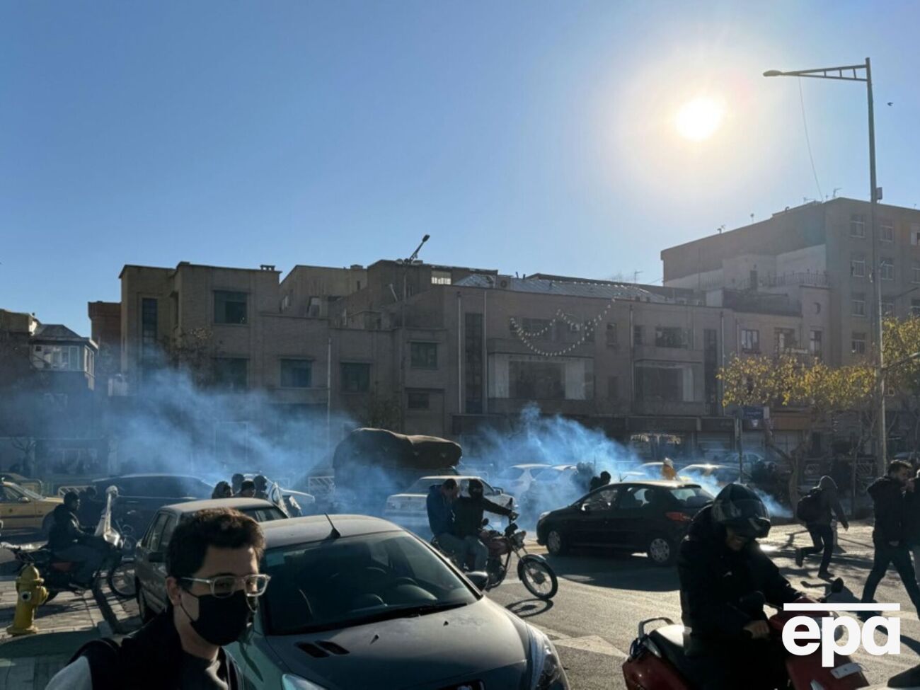 Сообщают о восьми погибших протестующих