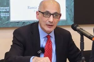 Ось чому я їм так не подобаюся. Не тому, що я "конспіролог", а тому, що зриваю з них маски