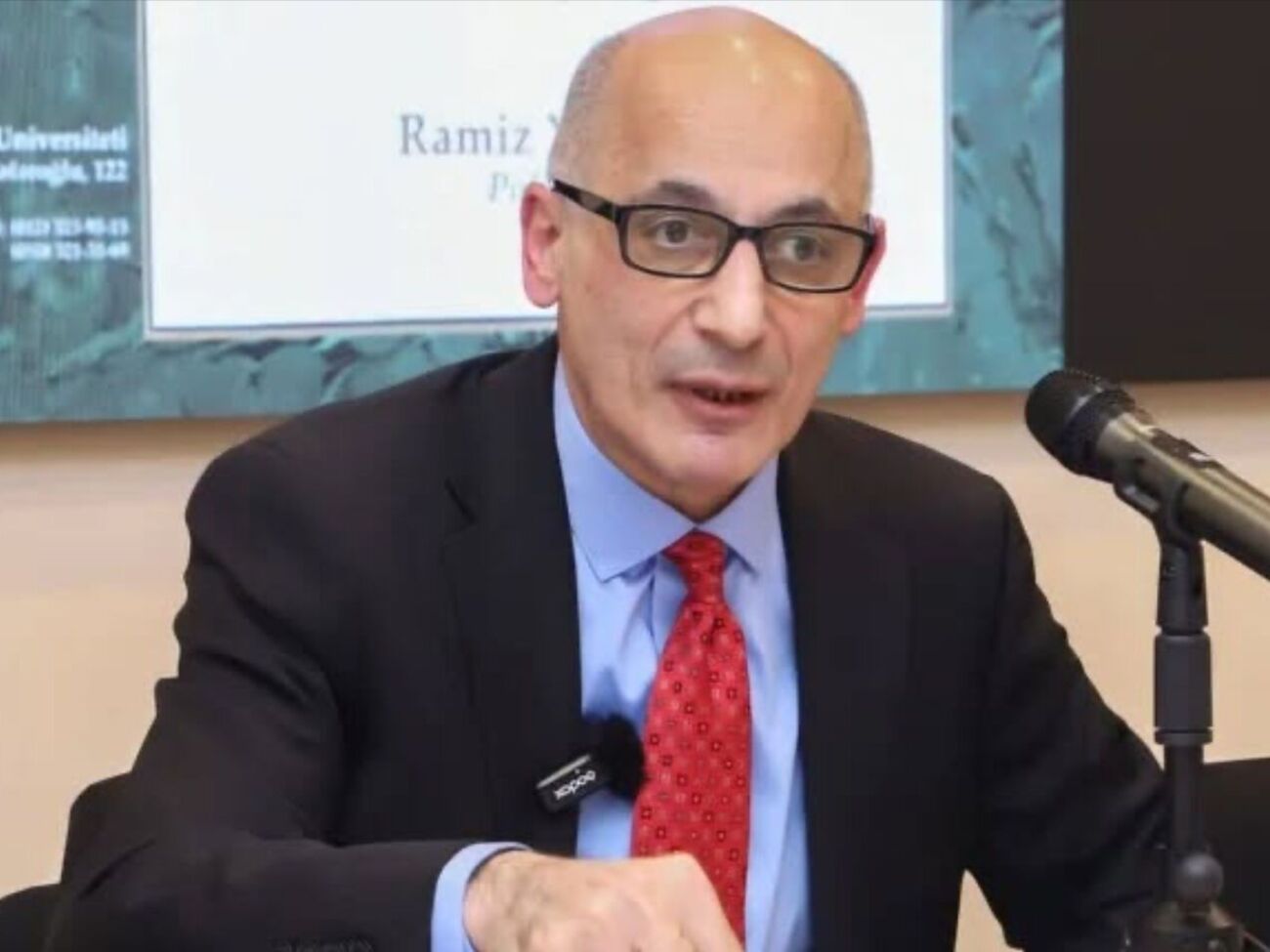 Ось чому я їм так не подобаюся. Не тому, що я "конспіролог", а тому, що зриваю з них маски