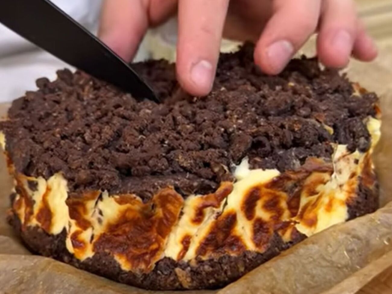 Выпекайте в разогретой до 180 °C духовке 40 минут