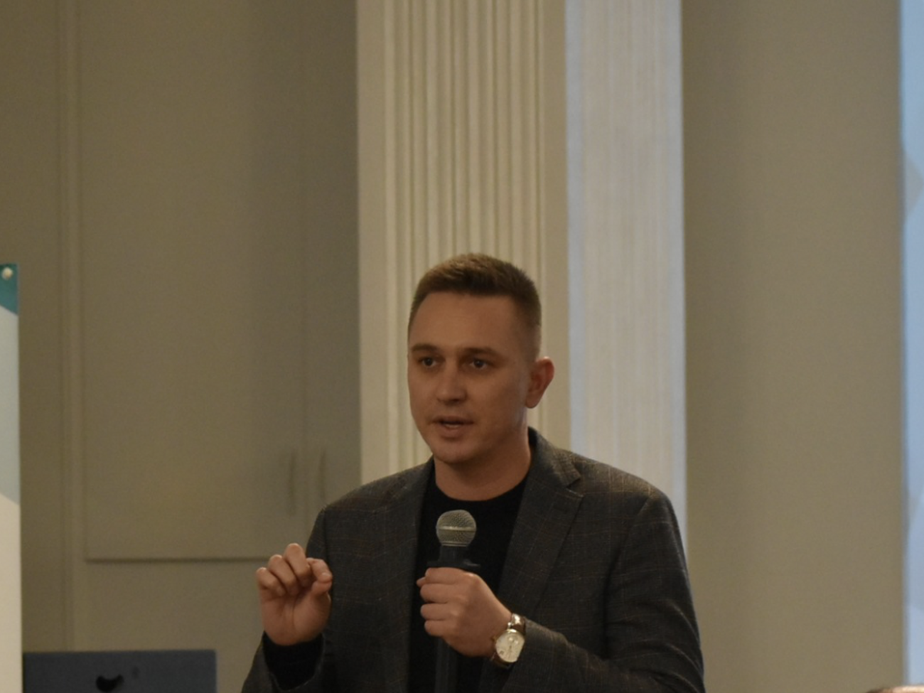 Величко отправили под стражу с альтернативой залога