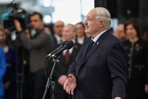 Лукашенко назвал "самое лучшее средство" для красоты