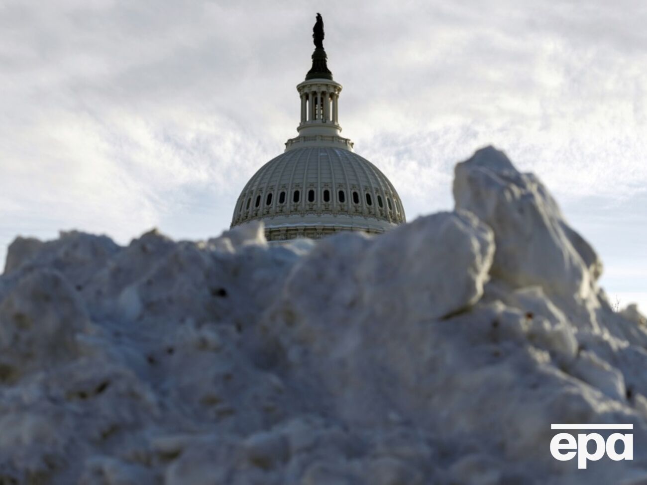 За словами джерел, затримання пов'язане радше із внутрішніми конфліктами у владі США, ніж зі спробою політичного тиску на Київ