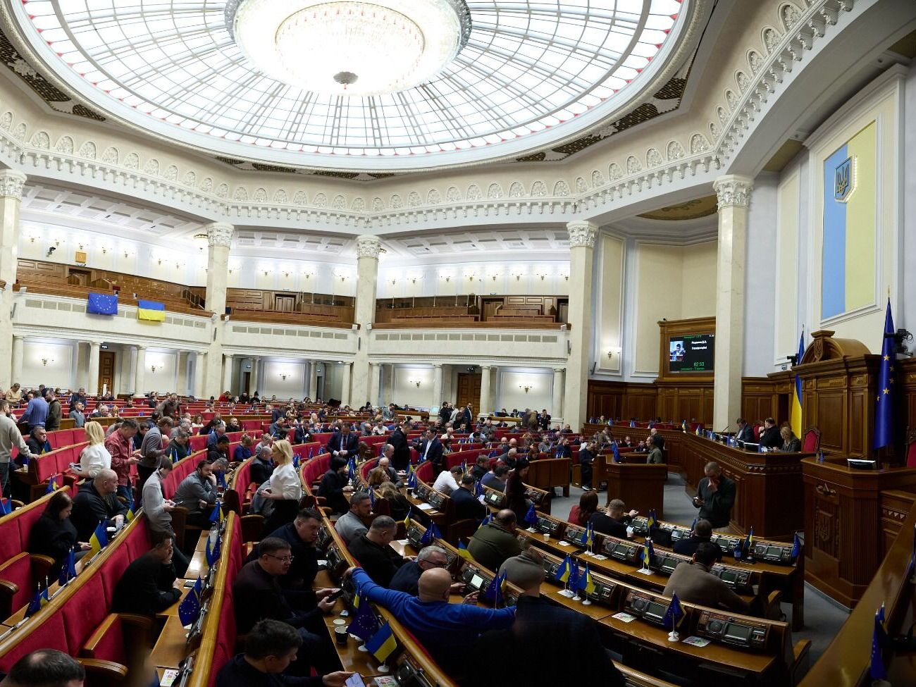 Повноваження нардепа Карабута набуде з моменту складання присяги в Раді