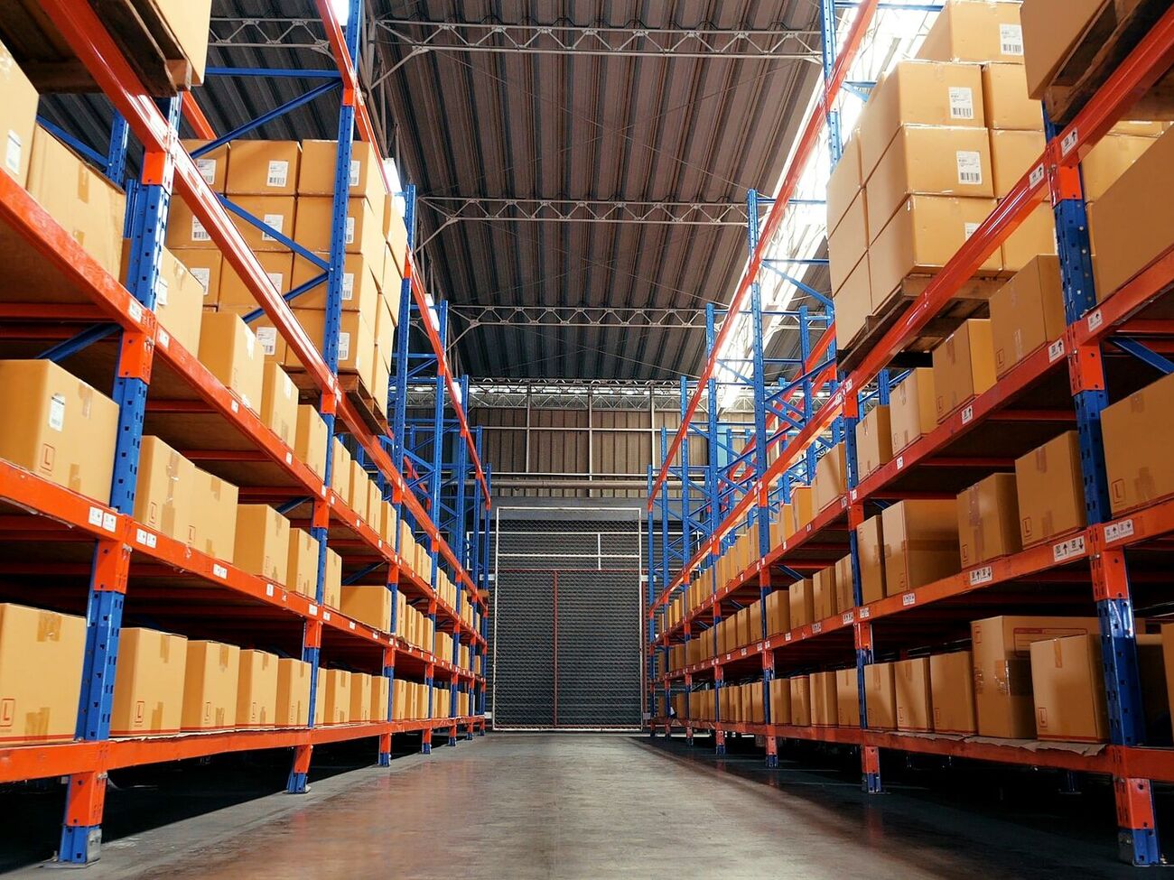 Окрім ліків, ідеться про запас товарів першої потреби – хліб, воду, засоби гігієни, дитяче харчування