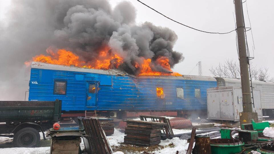 За последние сутки враг нанес семь ударов БПЛА по объектам железной дороги в Синельниково, рассказали в правительстве Украины
