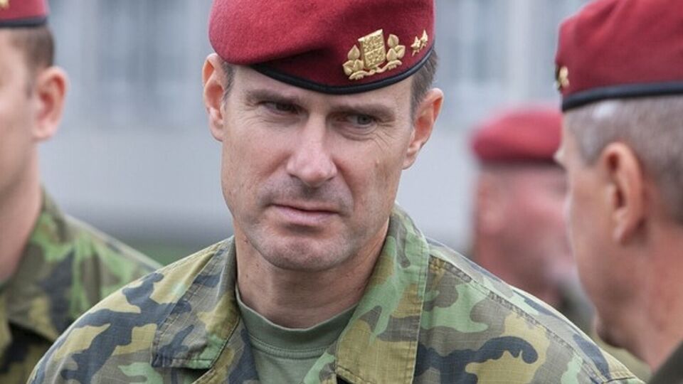 Передання літаків L-159 Україні не поставило б під загрозу обороноздатність Чехії, зазначив Ржехка