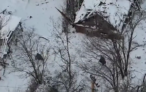 Силы обороны ликвидировали одну вражескую группу и взяли другую в плен