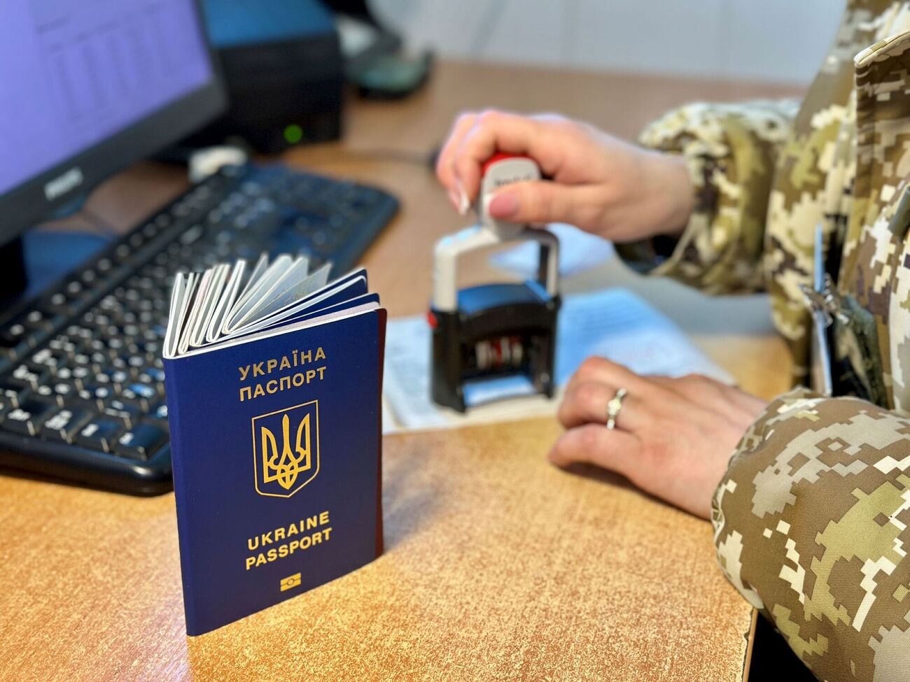 Пропуск транспортных средств и товаров на украинско-молдавской границе полностью возобновлен