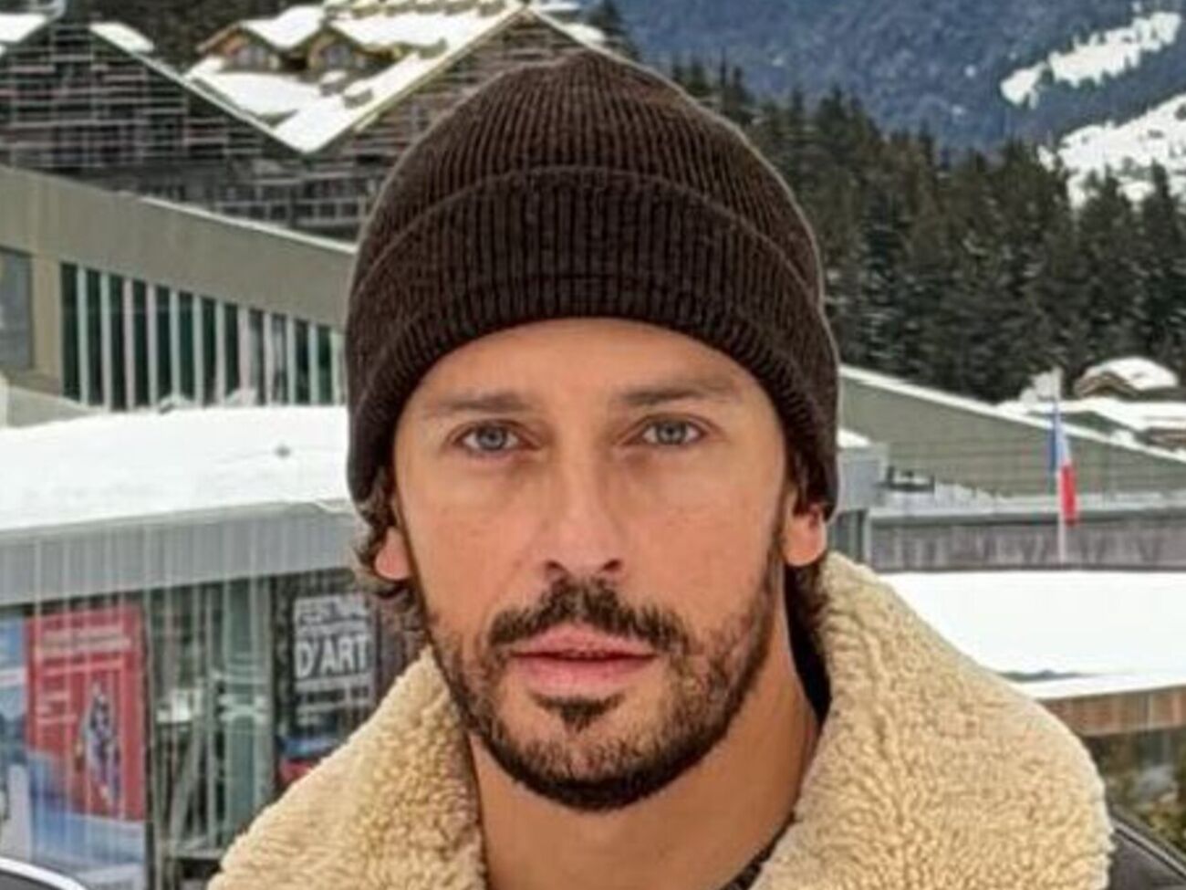 Уперше свій новий образ артист показав підписникам 19 січня