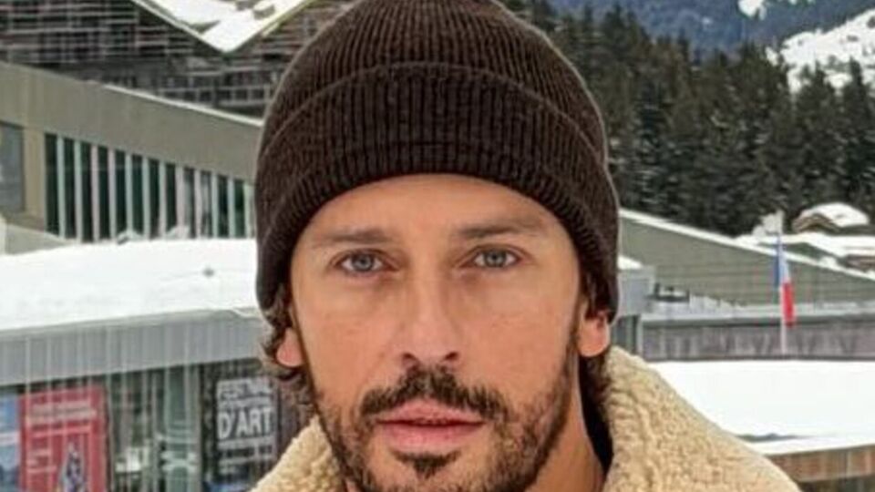 Уперше свій новий образ артист показав підписникам 19 січня