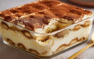 Для десерта понадобятся печенье и йогурт