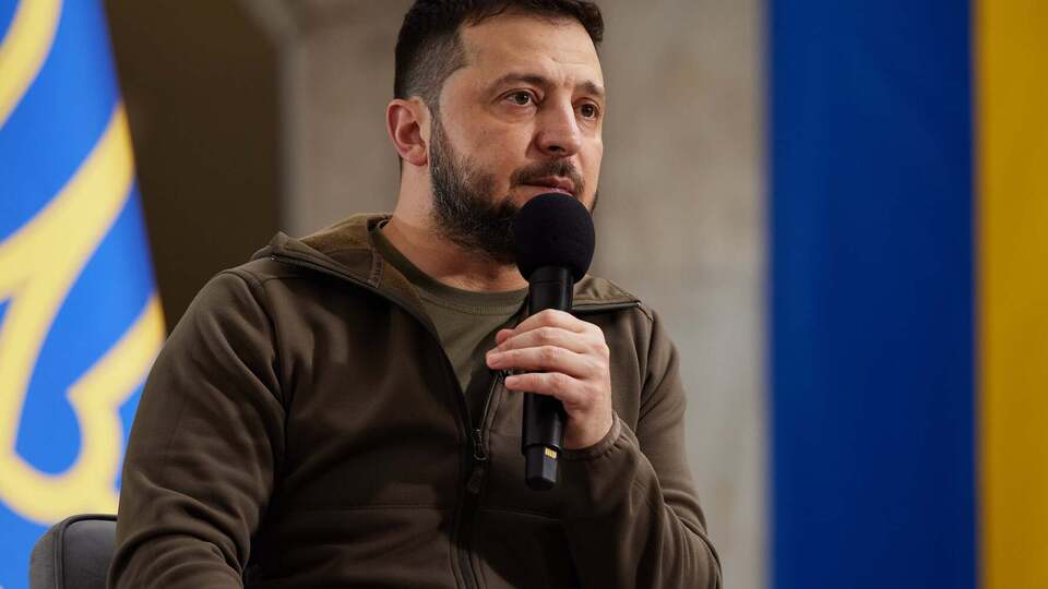 Зеленский: То, что я вижу на фронте, – человек доверяет тому, кто рядом