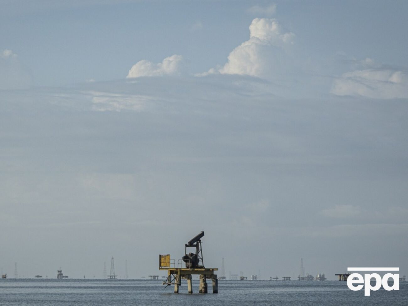 Венесуэла располагает колоссальными запасами нефти, отмечали в EIA