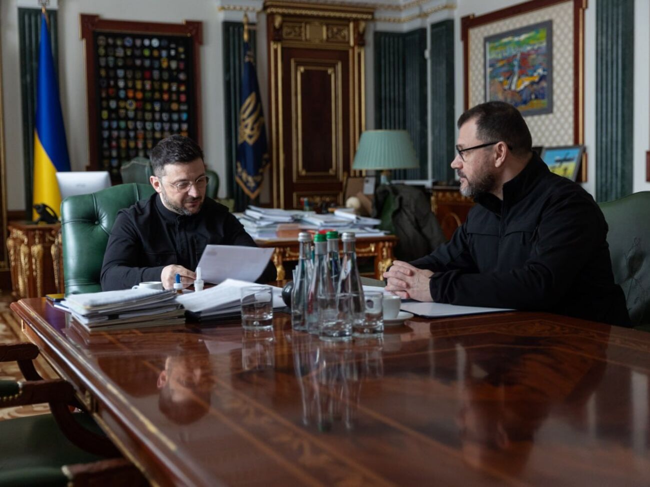 Зеленский провел совещание с министром внутренних дел Украины Игорем Клименко