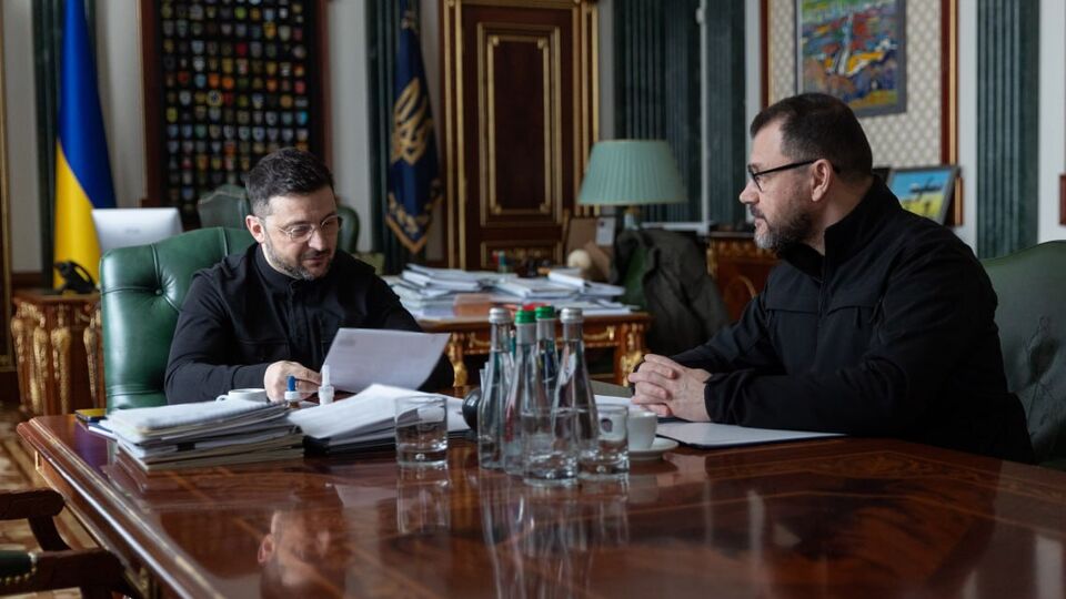 Зеленський провів нараду з міністром внутрішніх справ України Ігорем Клименком