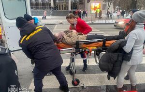Водолази виявили потерпілих приблизно за 100 м від берега
